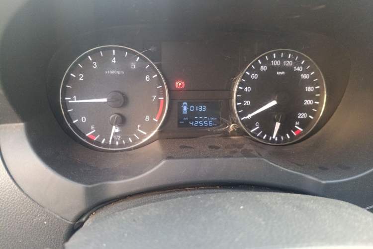 Used JAC Refine M3 2016 IKEA Edition 1.6L Luxury Model Odometer Close Up