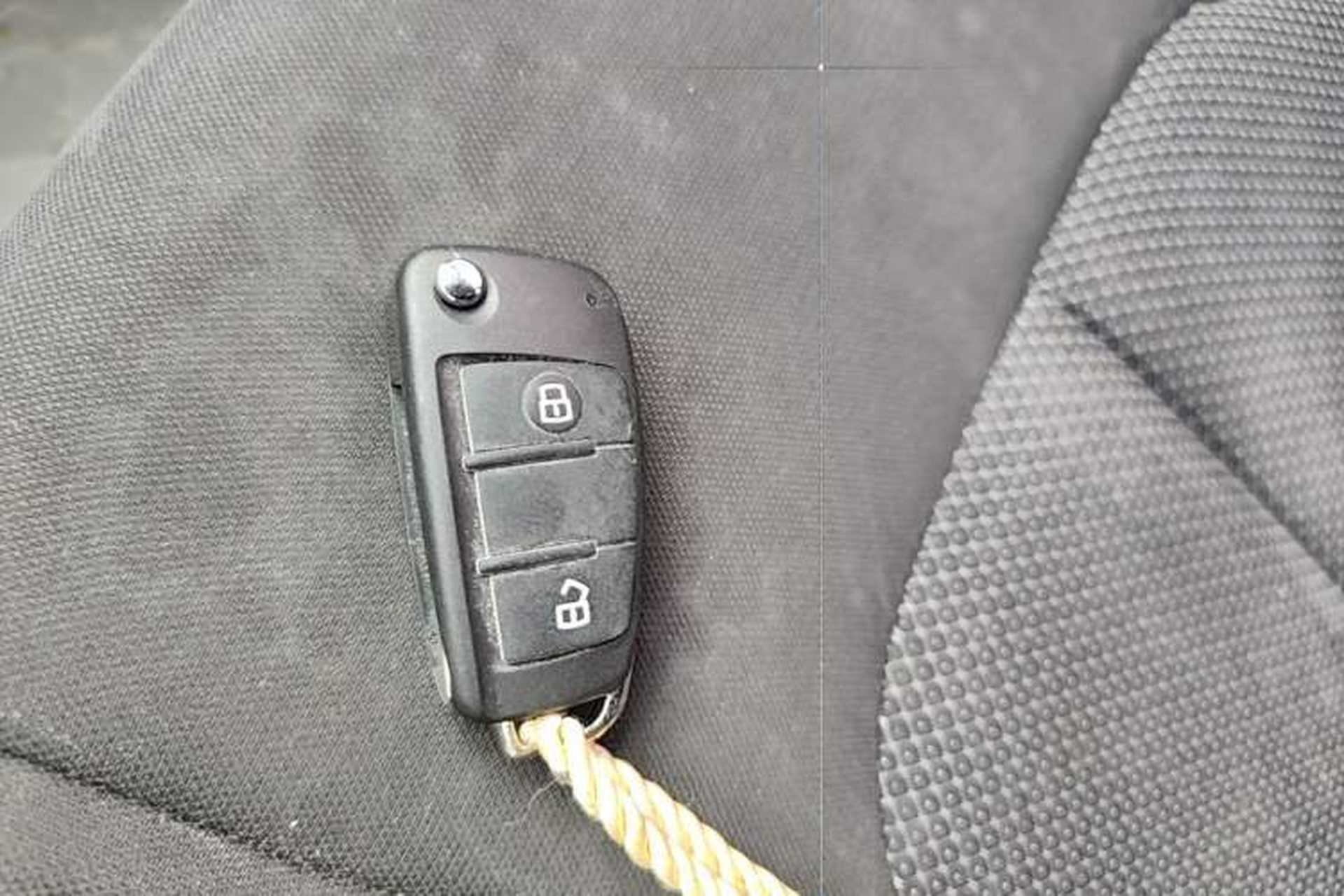 Used JAC Refine M3 2016 IKEA Edition 1.6L Luxury Smart Model Vehicle Key