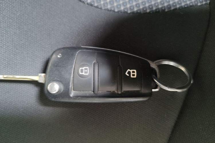 Used JAC Refine M3 2016 IKEA Edition 1.6L Luxury Smart Model Vehicle Key