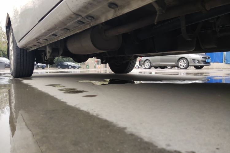 Used JAC Refine M3  Chassis Front Right