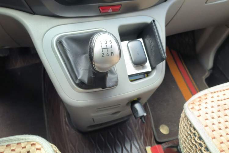 Used JAC Refine M3  Gear Lever