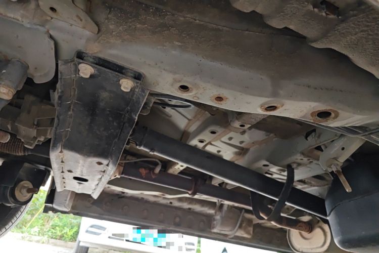 Used JAC Refine M3 2018 1.6L Express Edition 7-Seater Chassis Front Left
