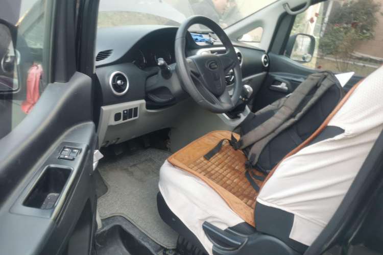 Used JAC Refine M3 2018 1.6L Express Edition 7-Seater Driver Seat