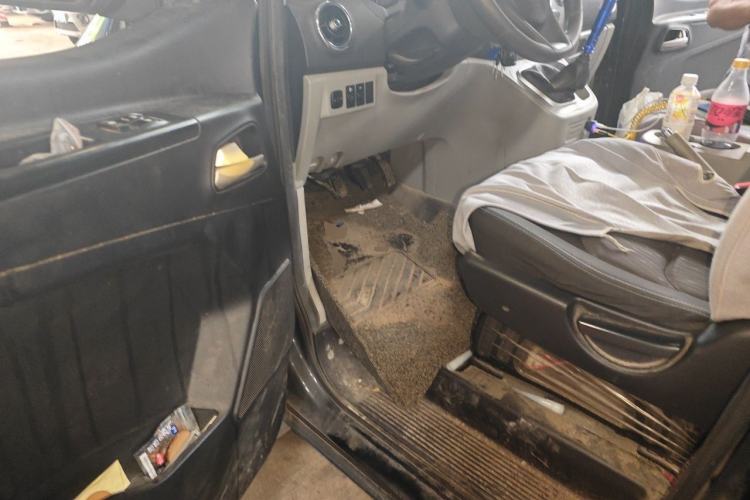 Used JAC Refine M3 2018 IKEA Edition 1.6L Luxury Model Driver Seat