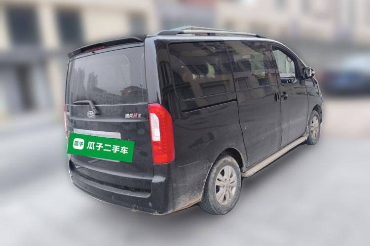 Used JAC Refine M3 2018 IKEA Edition 1.6L Luxury Smart Model Exterior 5