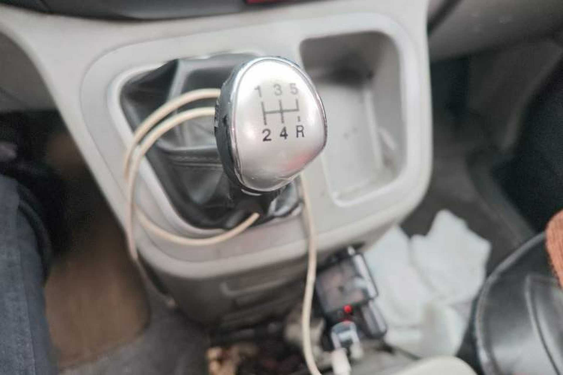 Used JAC Refine M3 2018 1.6L Express Edition 5-seater Gear Lever