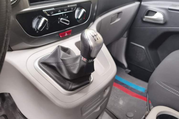 Used JAC Refine M3 2018 IKEA Edition 1.6L Luxury Model Gear Lever