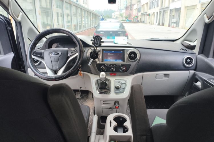 Used JAC Refine M3 2018 IKEA Edition 1.6L Luxury Smart Model Interior 2