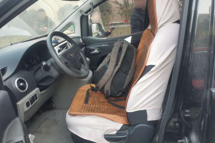 Used JAC Refine M3 2018 1.6L Express Edition 7-Seater Left Front Seat