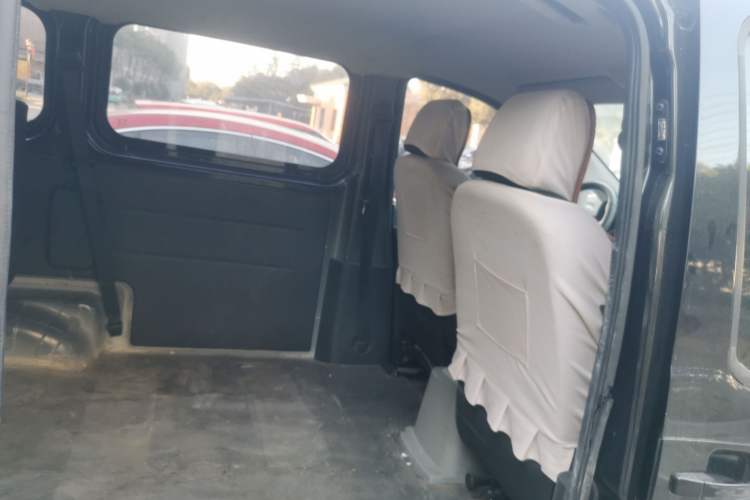 Used JAC Refine M3 2018 1.6L Express Edition 7-Seater Left Rear Seat