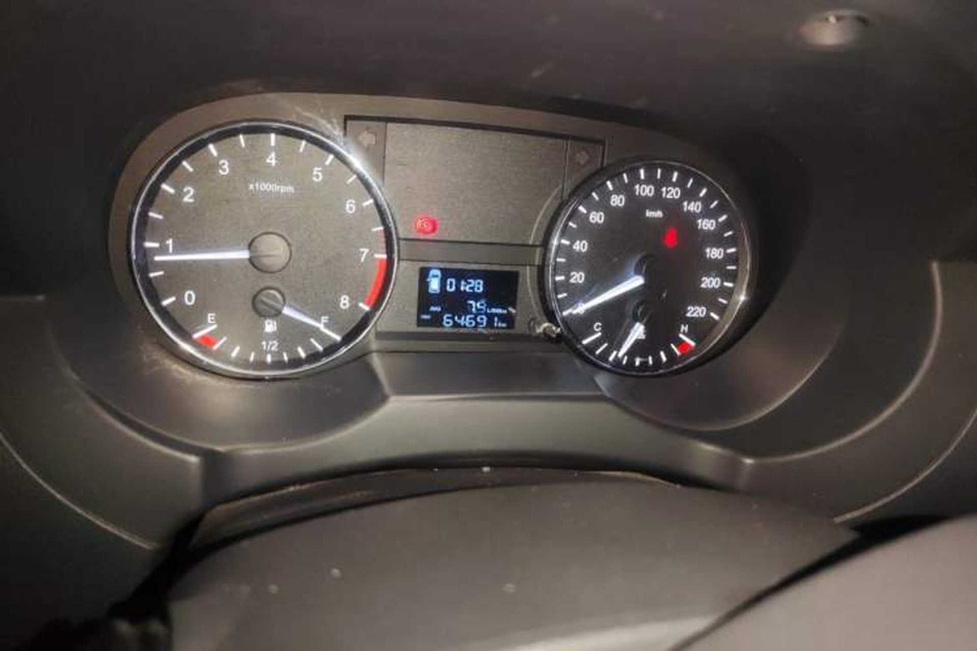 Used JAC Refine M3 2018 1.6L Express Edition 5-seater Odometer Close Up