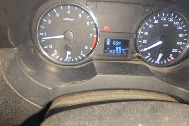 Used JAC Refine M3 2018 IKEA Edition 1.6L Luxury Model Odometer Close Up