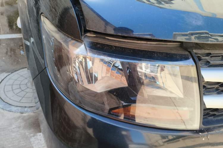 Used JAC Refine M3 2018 1.6L Express Edition 7-Seater Right Front Headlight