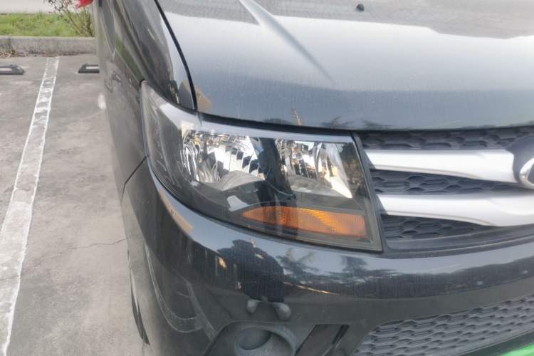 Used JAC Refine M3 2018 1.6L Express Edition 7-Seater Right Front Headlight