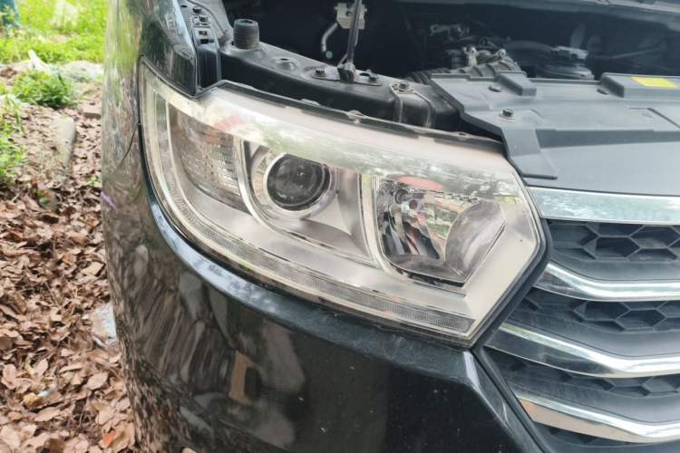 Used JAC Refine M3 2018 IKEA Edition 1.6L Luxury Model Right Front Headlight