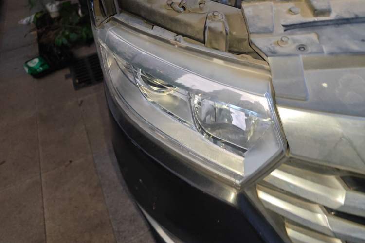 Used JAC Refine M3 2018 IKEA Edition 1.6L Luxury Model Right Front Headlight