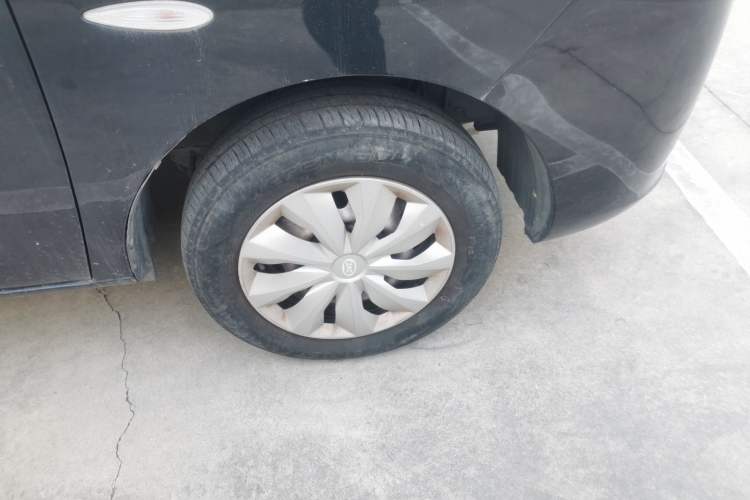 Used JAC Refine M3 2018 1.6L Express Edition 7-Seater Right Front Wheel Hub