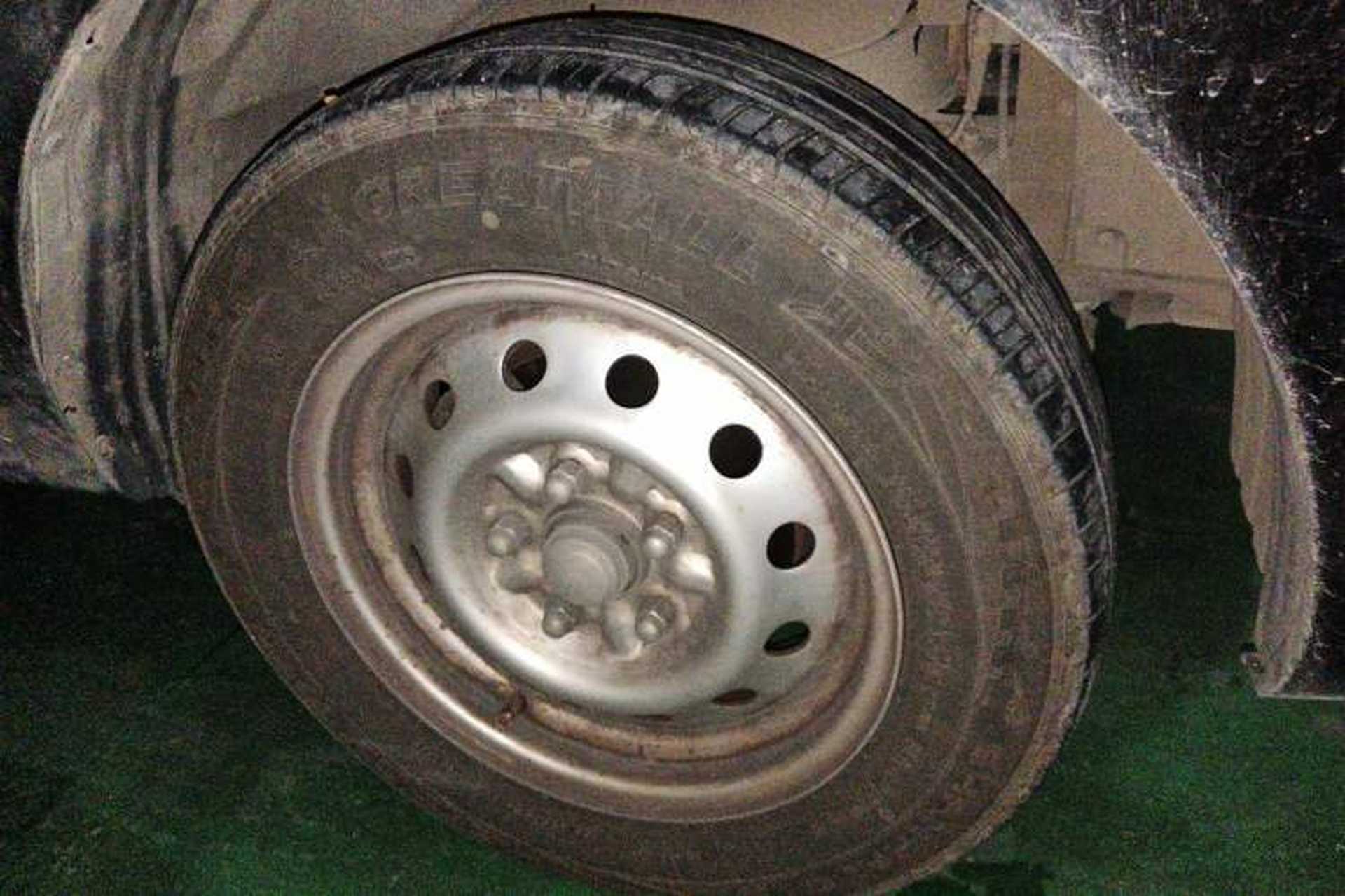 Used JAC Refine M3 2018 1.6L Express Edition 5-seater Right Front Wheel Hub