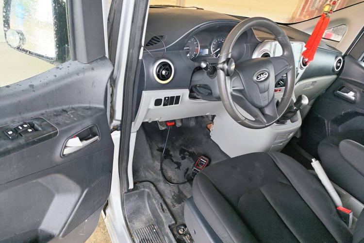 Used JAC Refine M3 2018 1.6L Express Edition 7-Seater Driver Seat