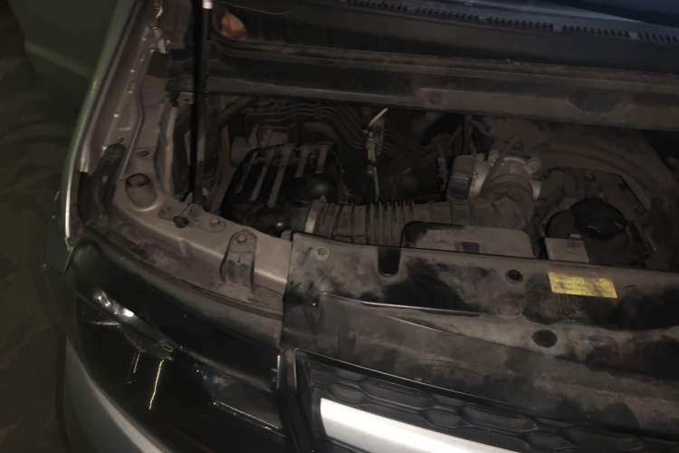 Used JAC Refine M3 2018 1.6L Express Edition 5-seater Engine Bay Right