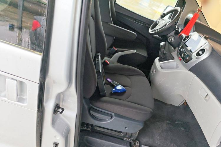 Used JAC Refine M3 2018 1.6L Express Edition 7-Seater Right Front Seat