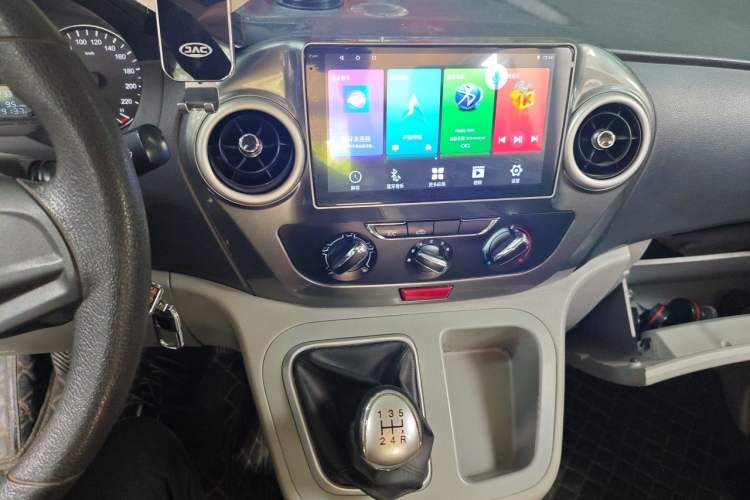 Used JAC Refine M3 2018 Creator Edition 1.6L Comfort Version Audio And AC Panel