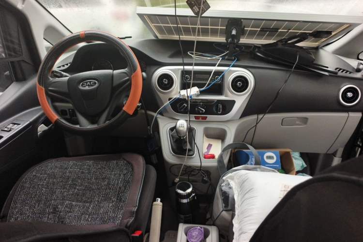 Used JAC Refine M3 2018 1.6L Express Edition 5-seater Center Console