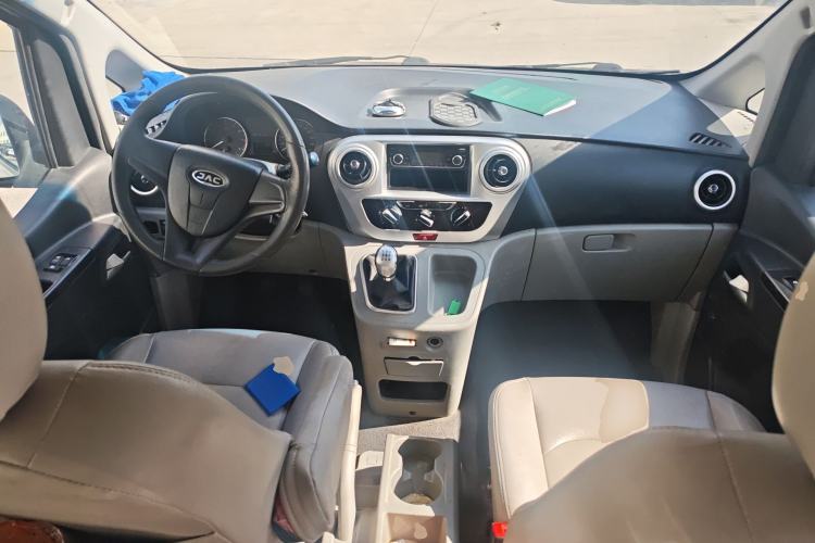 Used JAC Refine M3 2018 1.6L Express Edition 5-seater Center Console