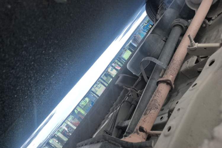 Used JAC Refine M3 2018 1.6L Express Edition 7-Seater Chassis Front Right