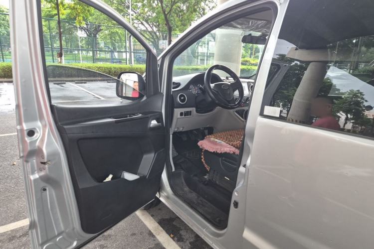 Used JAC Refine M3 2018 Creator Edition 1.6L Comfort Version Driver Seat