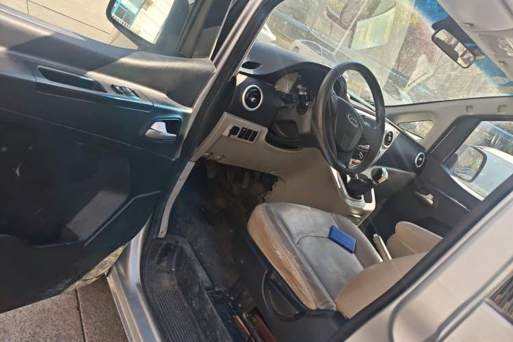 Used JAC Refine M3 2018 1.6L Express Edition 5-seater Driver Seat