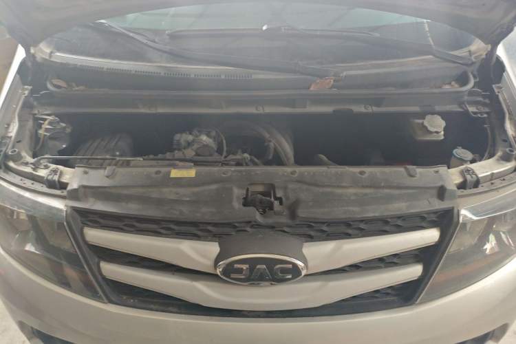 Used JAC Refine M3 2018 Creator Edition 1.6L Comfort Version Engine Bay