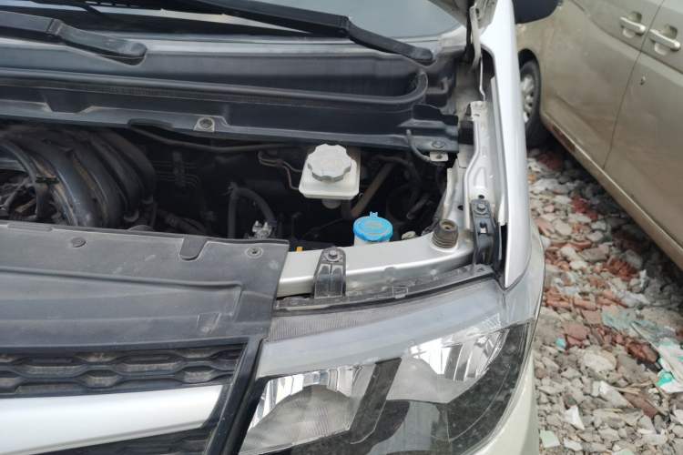 Used JAC Refine M3 2018 1.6L Express Edition 5-seater Engine Bay Left