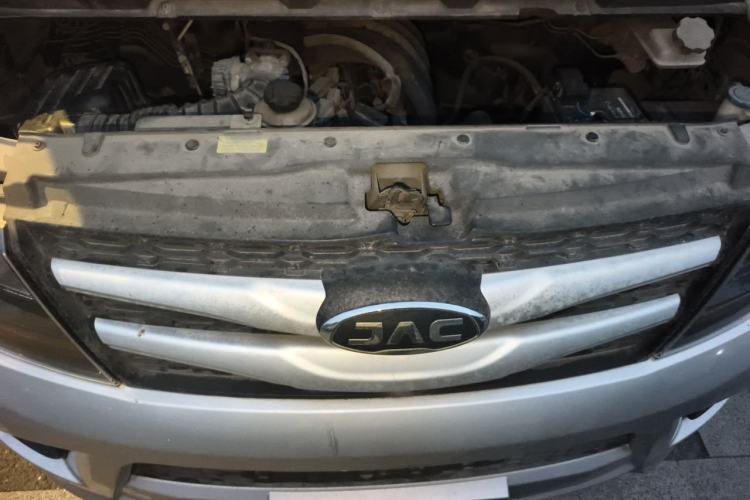 Used JAC Refine M3 2018 1.6L Express Edition 5-seater Engine Bay