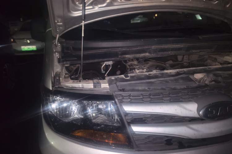 Used JAC Refine M3 2018 1.6L Express Edition 5-seater Engine Bay Right