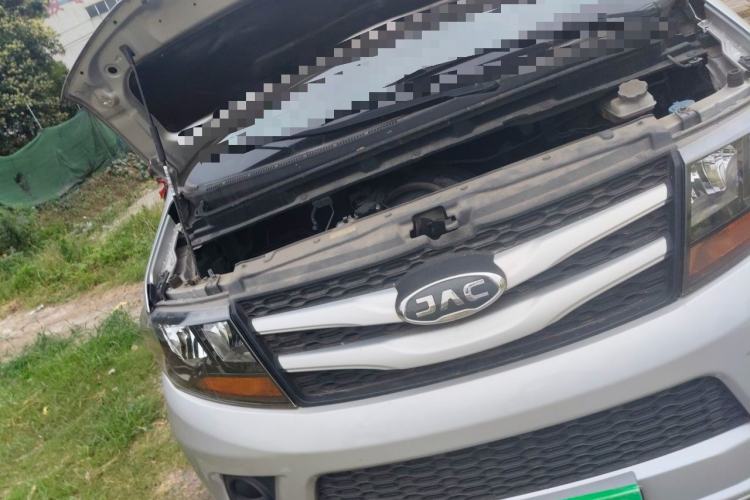 Used JAC Refine M3 2018 1.6L Express Edition 5-seater Engine Bay Right