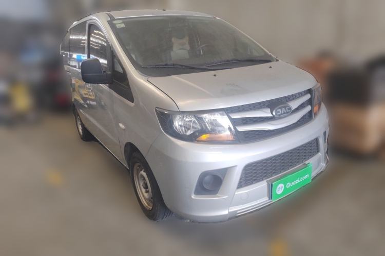Used JAC Refine M3 2018 1.6L Express Edition 7-Seater Exterior 2