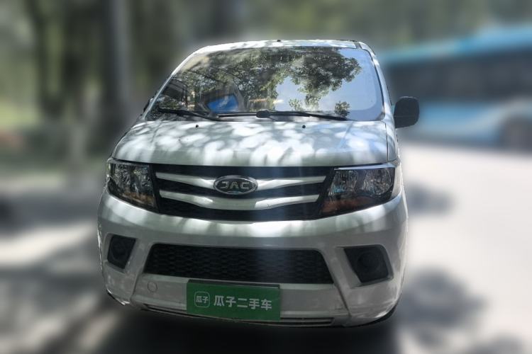 Used JAC Refine M3 2018 1.6L Express Edition 7-Seater Front