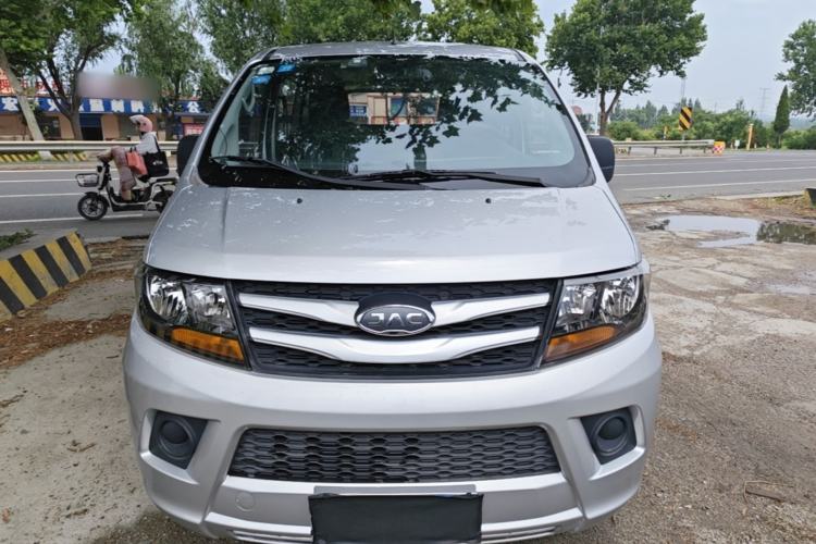 Used JAC Refine M3 2018 1.6L Express Edition 7-Seater Front