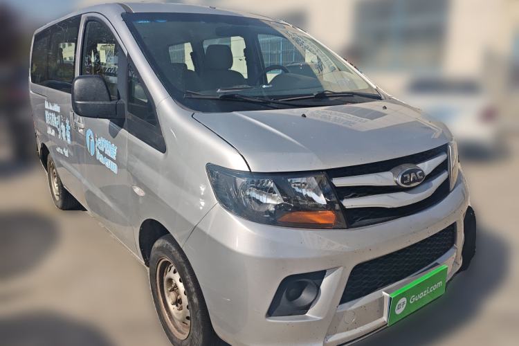 Used JAC Refine M3 2018 1.6L Express Edition 5-seater Front Right 45 Deg