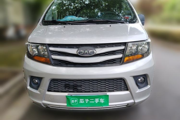 Used JAC Refine M3 2018 1.6L Express Edition 7-Seater Front