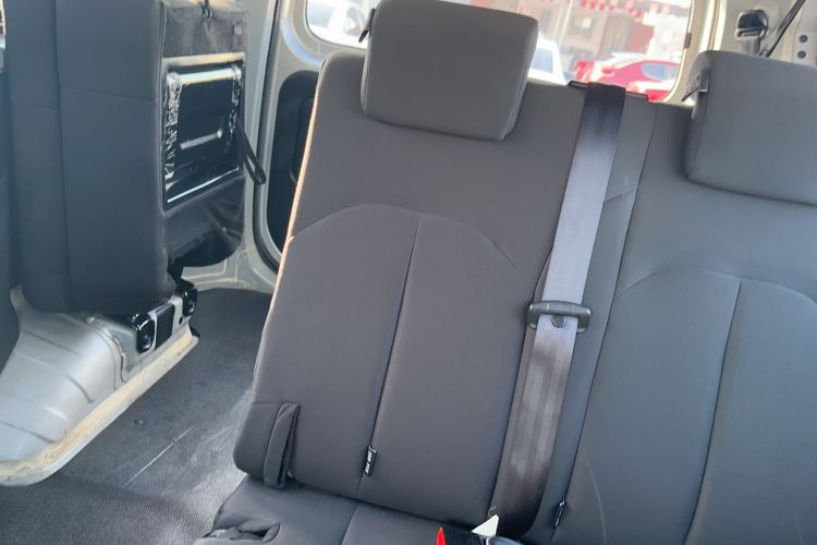 Used JAC Refine M3 2018 1.6L Express Edition 7-Seater Interior 1
