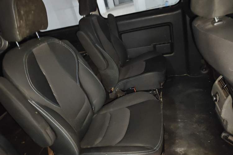 Used JAC Refine M3 2018 IKEA Edition 1.6L Luxury Smart Model Interior 4