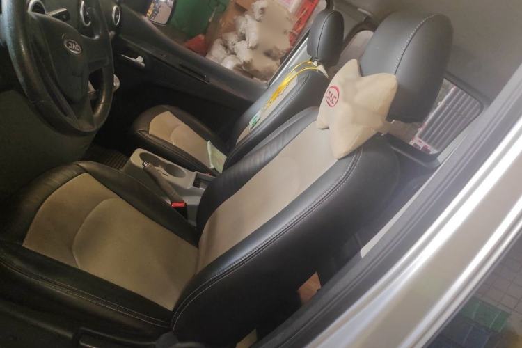 Used JAC Refine M3 2018 1.6L Express Edition 7-Seater Left Front Seat