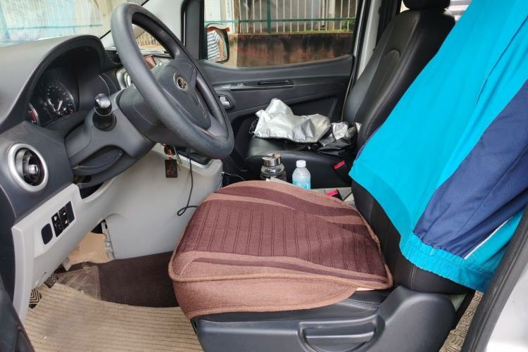 Used JAC Refine M3 2018 1.6L Express Edition 7-Seater Left Front Seat
