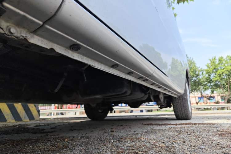 Used JAC Refine M3 2018 1.6L Express Edition 7-Seater Left Side Sill