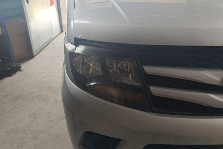 Used JAC Refine M3 2018 Creator Edition 1.6L Comfort Version Right Front Headlight