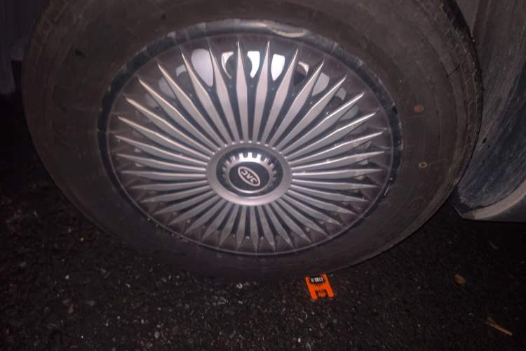 Used JAC Refine M3 2018 1.6L Express Edition 5-seater Right Front Wheel Hub