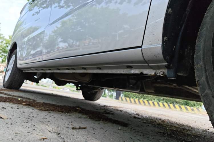 Used JAC Refine M3 2018 1.6L Express Edition 7-Seater Right Side Sill