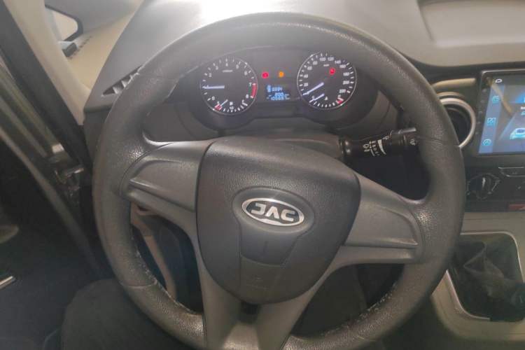 Used JAC Refine M3 2018 1.6L Express Edition 7-Seater Steering Wheel